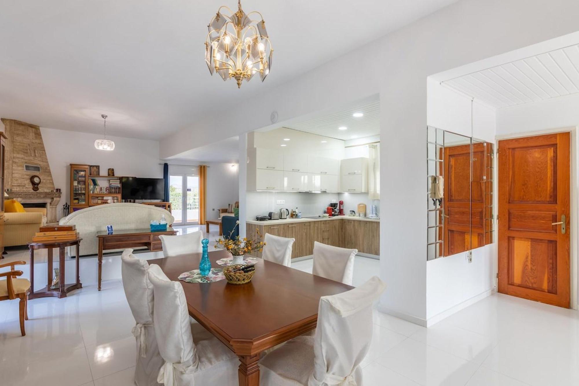Amazing Villa Chrysanthi With Private Pool In Heraklion Epano Vathia Екстериор снимка