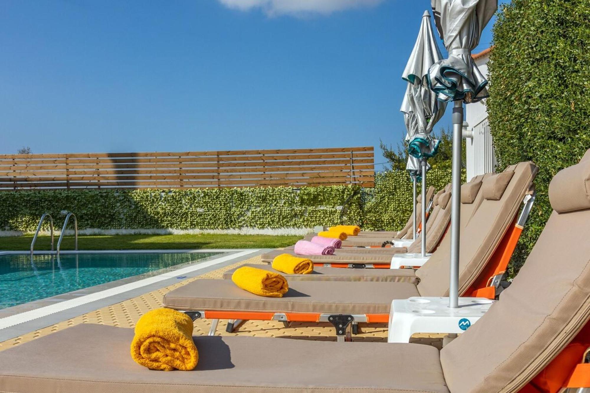Amazing Villa Chrysanthi With Private Pool In Heraklion Epano Vathia Екстериор снимка