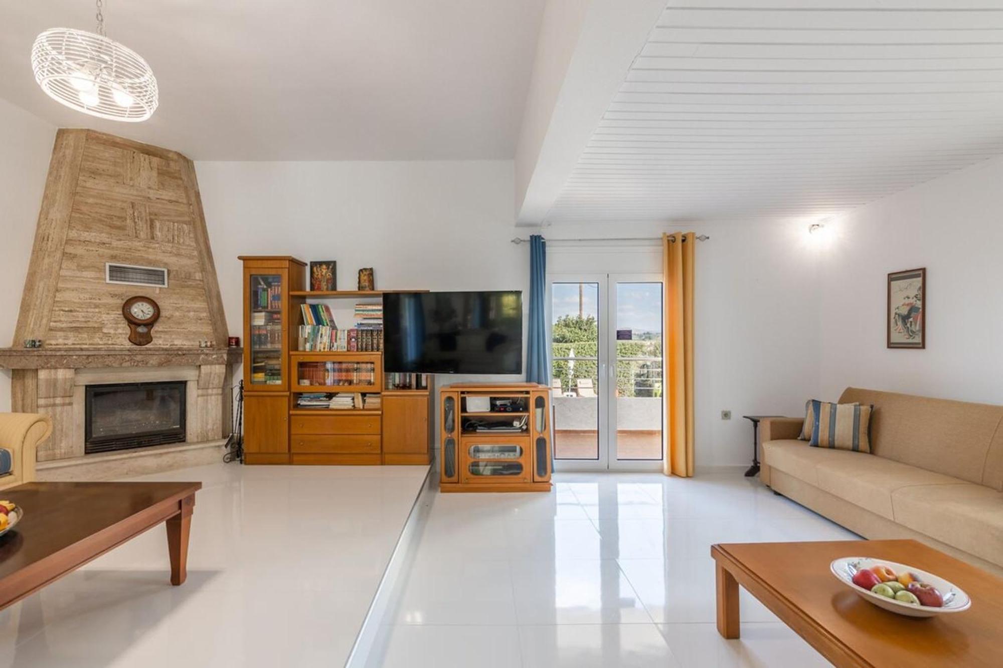 Amazing Villa Chrysanthi With Private Pool In Heraklion Epano Vathia Екстериор снимка